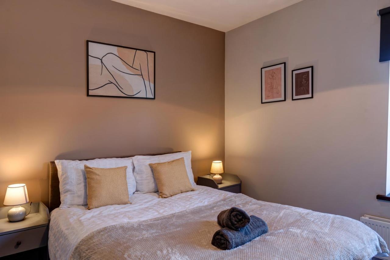 Cosy 2 Bed Home Chesterfield Eksteriør bilde