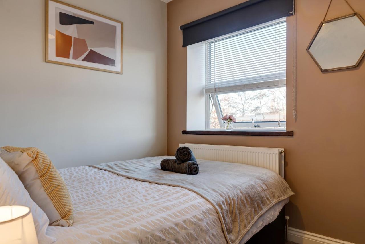 Cosy 2 Bed Home Chesterfield Eksteriør bilde